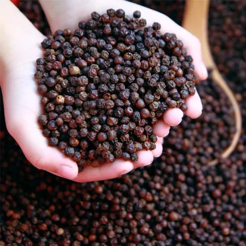 MACPEPPER tiêu đen hun khói ( Smoked Black Pepper) Dùng cho đồ nướng BBQ. Làm sạch bằng máy và  sấy khô bằng lửa.
