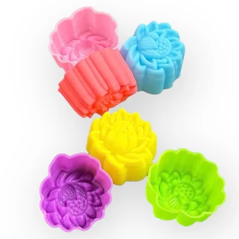 Bộ 10 khuôn silicon 3 lớp làm bánh, rau câu, bánh bông lan, bánh da lợn hình hoa sen nở – Mã số 1168 790437