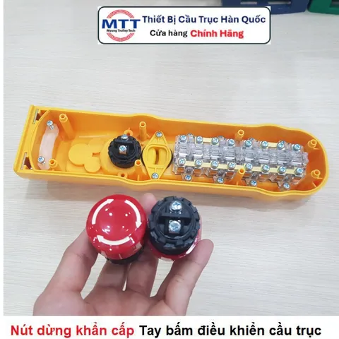 Nút dừng khẩn cấp E STOP tay bấm điều khiển cầu trục thương hiệu KG AUTO cấp bảo vệ IP65 điện áp 250V 6A