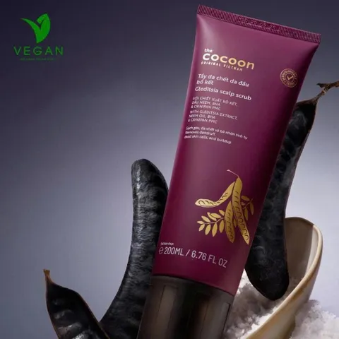 Combo Dầu gội thảo dược sạch gàu 5T Herbario + Tẩy tế bào chết da đầu bồ kết Cocoon 200ml