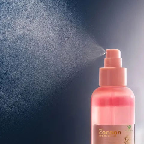Tinh chất xịt dưỡng sen Hậu Giang Cocoon 100ml - Vegan Mỹ phẩm thuần chay