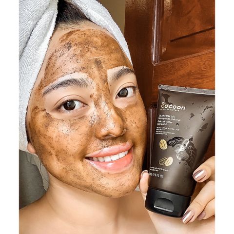 Tẩy da chết mặt Cà phê Đắk Lắk làm sạch da mặt cocoon 150ml (Dak Lak coffee face polish ) thuần chay