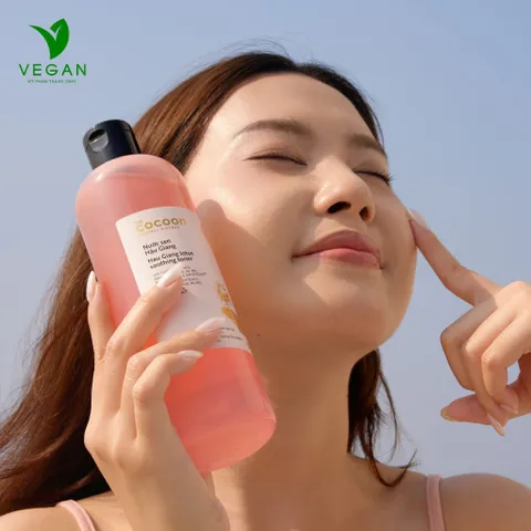 Toner Nước cân bằng da Sen Hậu Giang cocoon 500ml thuần chay, cấp ẩm