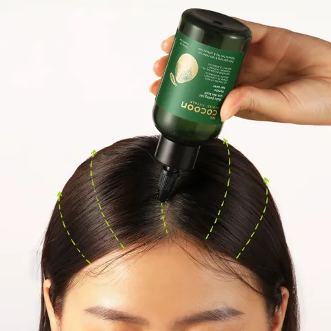 BẢN CẢI TIẾN - Nước dưỡng tóc tinh dầu bưởi ( pomelo hair tonic ) Cocoon 140ml thuần chay
