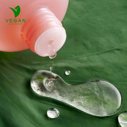 Nước tẩy trang sen Hậu Giang Cocoon Mỹ phẩm thuần chay