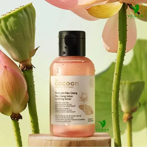[HÀNG TẶNG KHÔNG BÁN] Toner Nước cân bằng da Sen Hậu Giang 140ml Cocoon - VEGAN - Mỹ Phẩm Thuần Chay