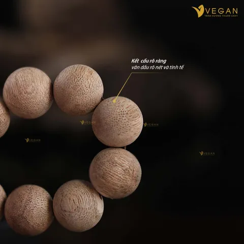 Vòng tay trầm hương VEGAN làm quà tặng cho bé