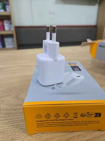 Củ sạc nhanh Voltme GaN 30W, Công nghệ sạc nhanh độc quyền, An toàn cho thiết bị (Màu Trắng)