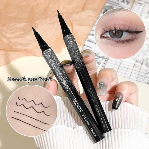 Bút kẻ mắt Bobeni Influencer Bầu trời đầy sao Người mới bắt đầu Bút kẻ mắt Màu sắc lâu trôi Chống nước Không dễ nhòe 793002