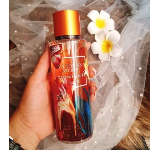 Xịt toàn thân Victoria’s Secret Fragrance Mist – Midnight Fleur 250ml 793106