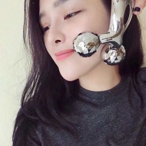 Thanh Lăn Nâng Cơ, Săn Chắc Thon Gọn Gương Mặt Và Cơ Thể 3D Roller Massager 793249