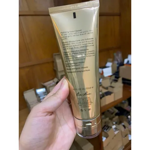 [Hàng mới về] Sữa rửa mặt Estee Lauder Pet Platinum dưỡng ẩm làm mịn làn da 125ml 793308