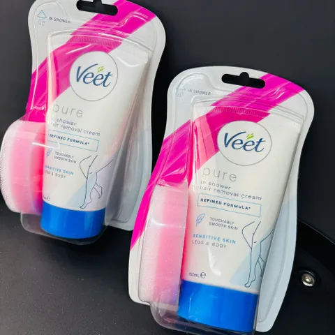Kem Tẩy Lông Veet cho da nhạy cảm, mịn màng tức thì - Veet Pure In Shower Hair Removal Cream sensitive skin legs & body