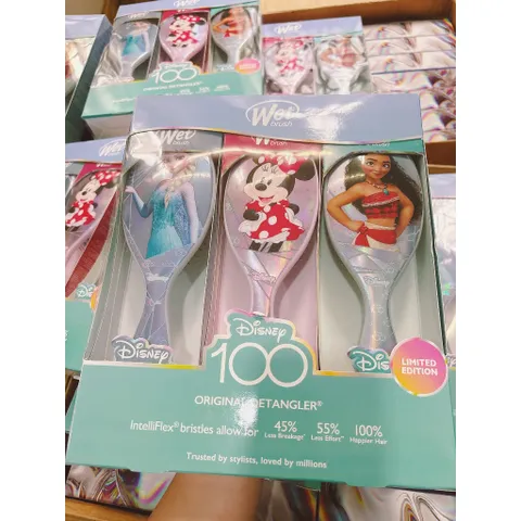 Lược Gỡ Rối Giúp Massage Đầu Phiên Bản Disney 100, giúp bé có mái tóc bồng bềnh