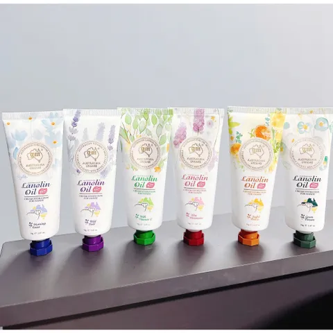 Kem Dưỡng Ẩm Da Tay GM Lanolin Oil Hand Cream 70g, giúp da mịn màng, mềm mại, săn chắc