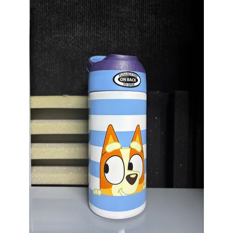 Bình nước cho bé từ 3 tuổi - Bluey của Zak Designs, lớp cách nhiệt giữ nước lạnh trong vài giờ, dung tích 414ml
