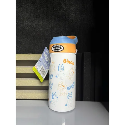 Bình nước cho bé từ 3 tuổi - Bluey của Zak Designs, lớp cách nhiệt giữ nước lạnh trong vài giờ, dung tích 414ml