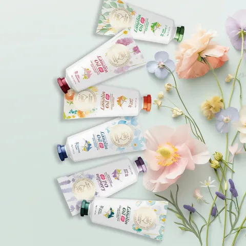 Kem Dưỡng Ẩm Da Tay GM Lanolin Oil Hand Cream 70g, giúp da mịn màng, mềm mại, săn chắc