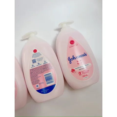 Sữa Dưỡng Thể Cho Bé Johnson’s Baby Lotion giúp dưỡng ẩm và bảo vệ da suốt 24h