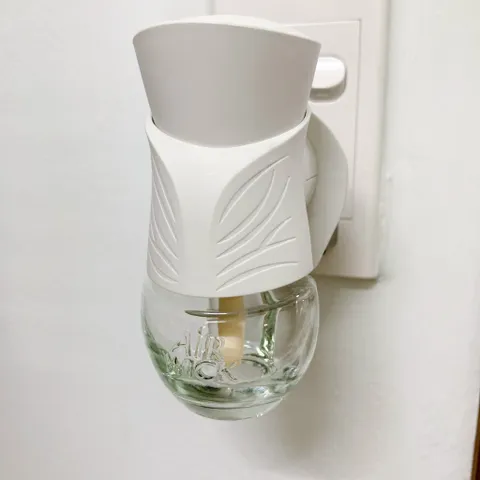 [Úc Botanica - Air Wick] Máy phát tinh dầu cắm điện và set lõi tinh dầu nạp lại/châm lại chiết xuất thiên nhiên