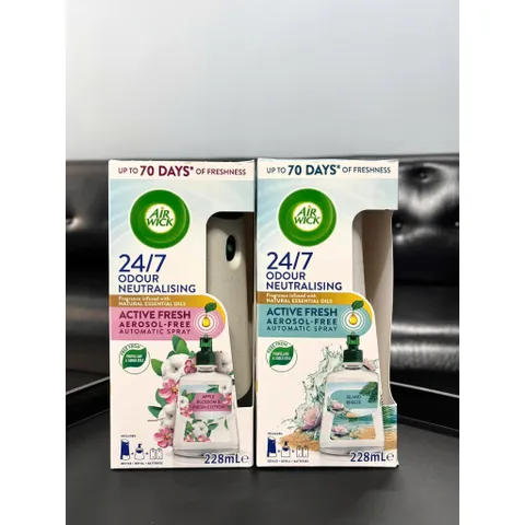 Bộ Phun/ Xịt Tinh Dầu Tự Động Và Bình Tinh Dầu Nạp Lại  Khử Mùi 24/7 Air Wick Active Fresh 228ml