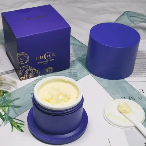 Kem dưỡng da mặt rễ nhân sâm Chantelle Full Cycle Revitalizing Cream làm đều màu da