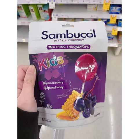 Kẹo mút làm dịu cổ họng/ giảm ho cho bé từ 2 tuổi - Sambucol Black Elderberry Soothing Throat Pops