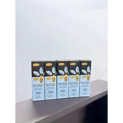 {mẫu mới} Xịt họng keo ong Comvita Bee Propolis Oral Spray 20ml, cho hơi thở thơm mát, thích hợp cho bé/trẻ trên 3 tuổi