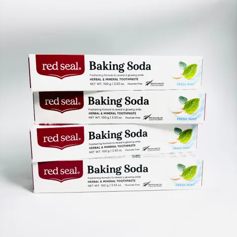 Kem đánh răng Red Seal Baking Soda không chưa flour, làm sạch, trắng răng, hương bạc hà tươi mát, sảng khoái