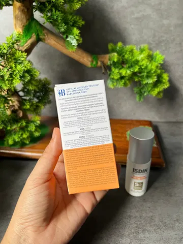 Kem Chống Nắng ISDIN Fusion Water Magic Repair SPF50 50ml Hỗ Trợ Da Lão Hóa