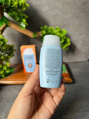 Kem Chống Nắng ISDIN Fusion Water Magic Roland-Garros SPF50 50ml Bản Giới Hạn