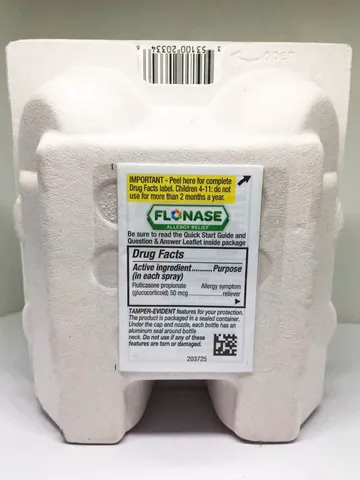  xịt mũi Flonase Allergy Relief giảm  dị ứng như nghẹt mũi, hắt hơi, và ngứa mũi