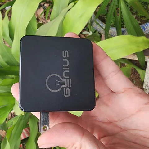 Củ sạc 30W nội địa GENIUS XS301 - Hỗ trợ PD, QC, PPS siêu nhanh cho Samsung , Android