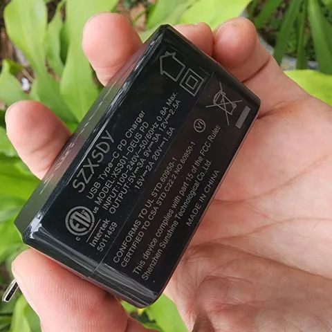 Củ sạc 30W nội địa GENIUS XS301 - Hỗ trợ PD, QC, PPS siêu nhanh cho Samsung , Android