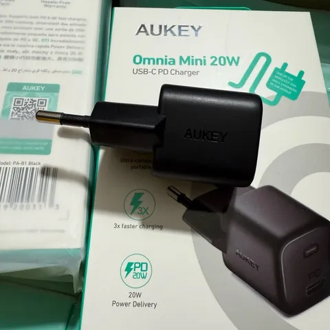 Sạc nhanh AUKEY Omnia Mini 20W PD, củ sạc Type-C PD QC3.0 chính hãng tương thích với nhiều thiết bị