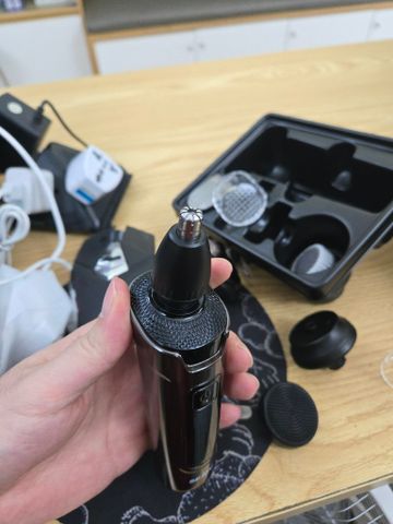 Máy cạo râu, rửa mặt, tỉa lông mũi đa năng 5in1 hãng Sejoy, bộ chăm sóc toàn diện cho quý ông