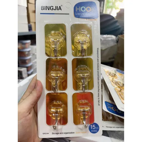 Set 12 Móc Dính Tường Vàng