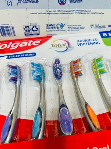 (HÀNG MỸ CHÍNH HÃNG) SET 8 CÂY BÀN CHẢI COLGATE TOTAL ADVANCED WHITENING
