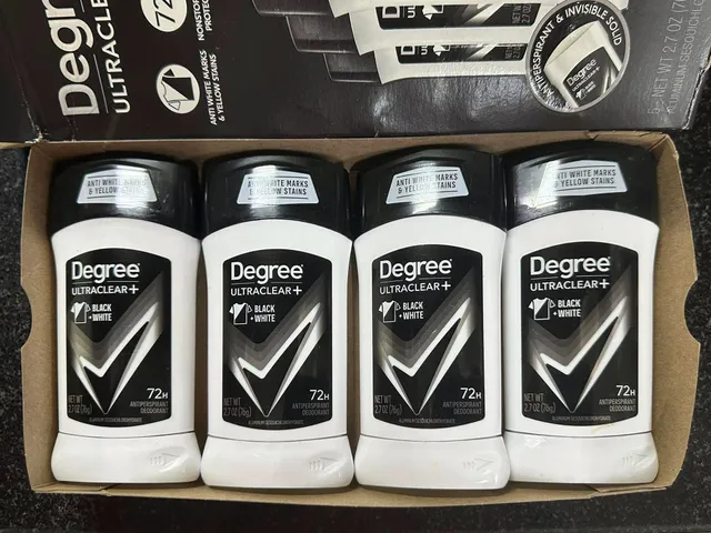 (HÀNG CHÍNH HÃNG MỸ)LĂN KHỬ MÙI DEGREE ULTRACLEAR 76G