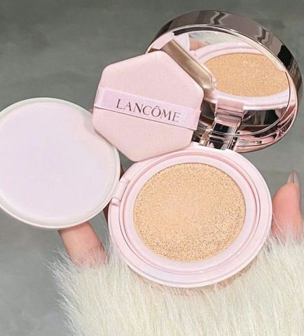 Phấn nước Lancome Skin Idôle Cushion che khuyết điểm W20 Tone Tự Nhiên 🏷️ Giá tốt bao rẻ