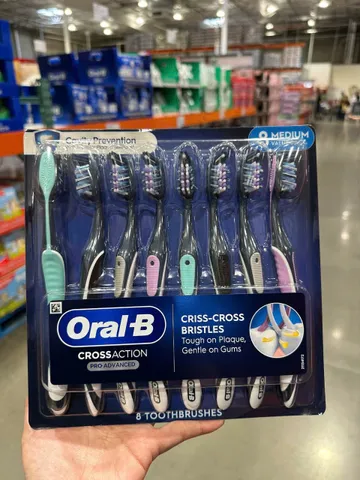 (HÀNG CHÍNH HÃNG MỸ) SET 8 CÁI BÀN CHẢI ORAL- B 3D WHITE