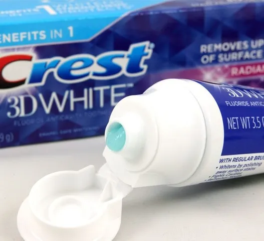 Kem đánh răng Crest 3D White Advanced Radiant Mint 93g [hàng nhập khẩu]