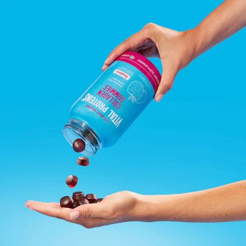 Kẹo dẻo Vital Proteins® Collagen Gummies vị Raspberry |128 viên| Kích thích tăng sinh sợi Collagen & Elastin tự nhiên & Cải thiện cấu trúc da [S/P Chuẩn Mỹ]