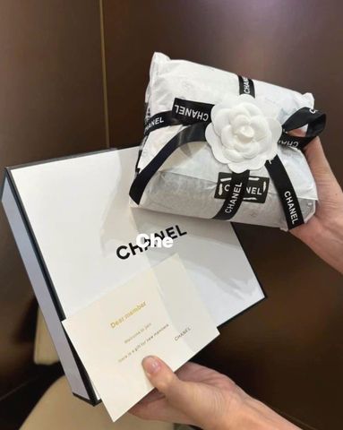 🛍️ Túi giấy Chanel đựng quà sang trọng, giao nhanh hỏa tốc tiết kiệm thời gian