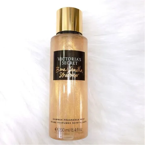 XỊT THƠM BODY NHŨ VICTORIA'S SECRET BARE VANILLA SIMMER 250ml 796790