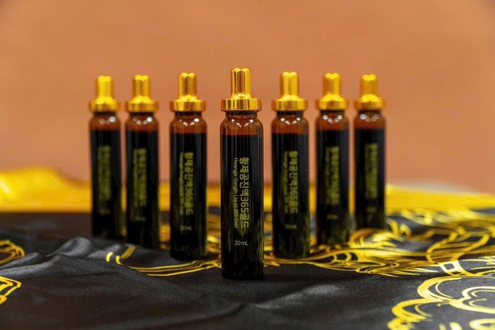 Tinh Chất Hồng Sâm Đông Trùng Hạ Thảo Hwangje Gongjin Liquid 365 Gold