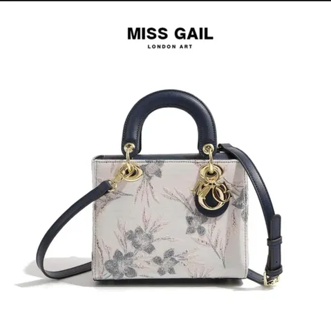 (Hàng V.I.P LIMITED - FULL HỘP) Túi xách nữ MISS GAIL họa tiết thêu nổi màu xanh