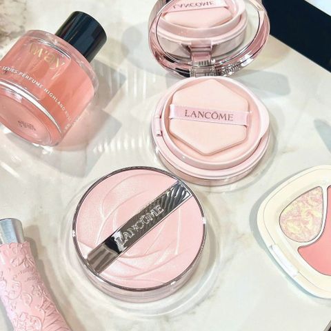 ✨ Phấn nước Lancome Skin Idôle Cushion che khuyết điểm hoàn hảo W20 tone tự nhiên chính hãng