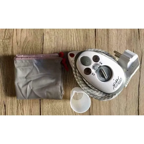 Bàn là Mini Sichler- Siêu tiện lợi