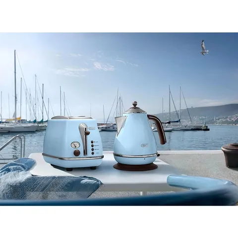 Ấm siêu tốc Delonghi KBOV2001.AZ